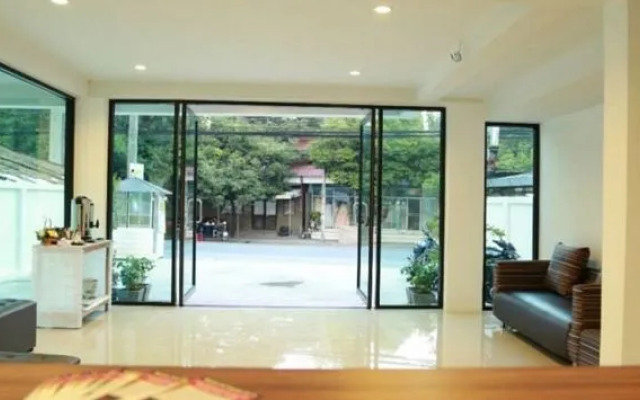 Tikky Place