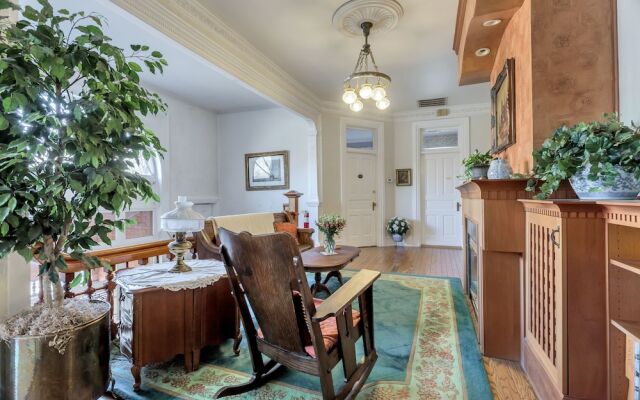 Ellerbeck Mansion Bed & Breakfast