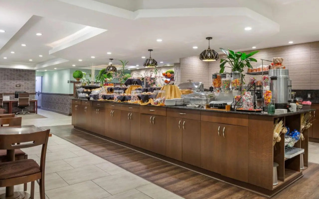 Radisson Hotel Southfield-Detroit