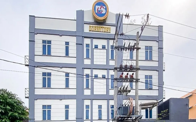 RedDoorz Hostel @ Finest Medan