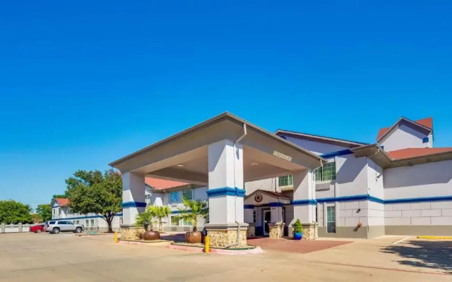 SureStay Plus by Best Western Benbrook Fort Worth