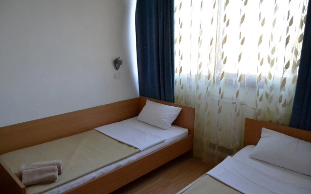 Hotel Balkan Highway