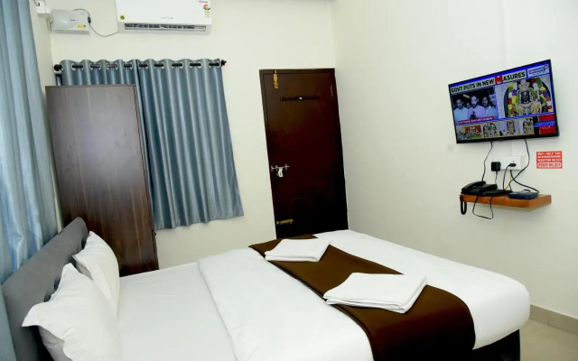 Hotel Aradhya Inn Deralakatte