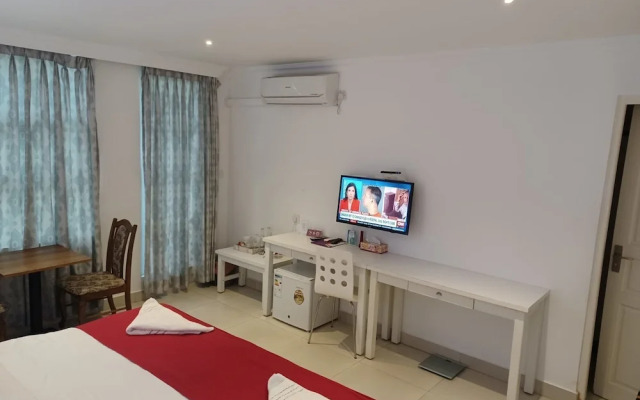 Huvandhumaa Inn