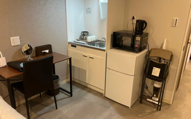 Living Inn Asahibashiekimae Premier