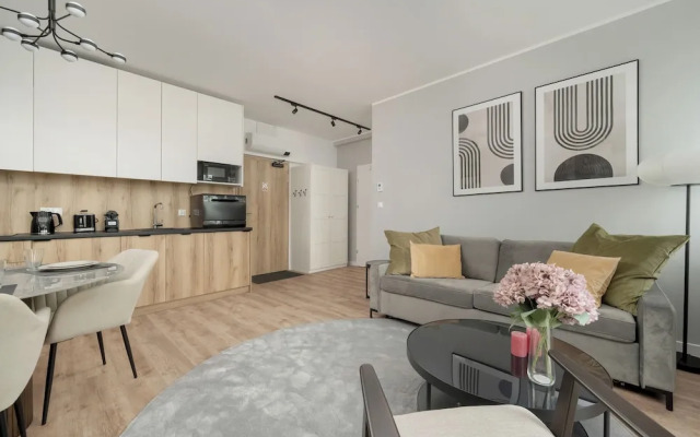 Air Conditioned Apartment by Renters