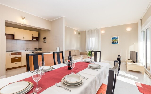 Apartments Makora