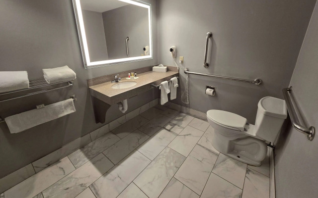 AmericInn by Wyndham Beloit