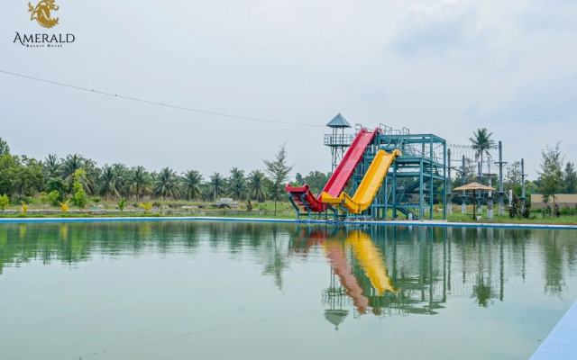 Amerald Resort Hotel Desaru