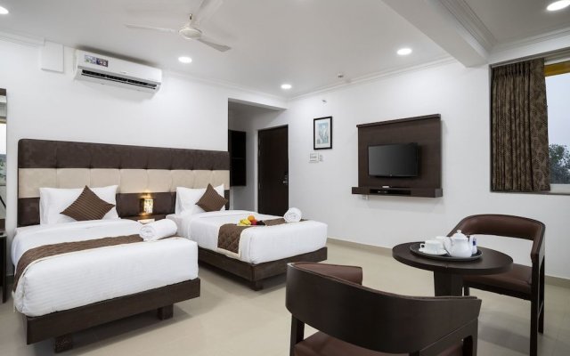 Hotel Sairaj Beach Resort