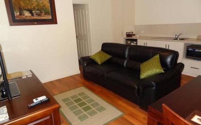 Hahndorf Oak Tree Cottages