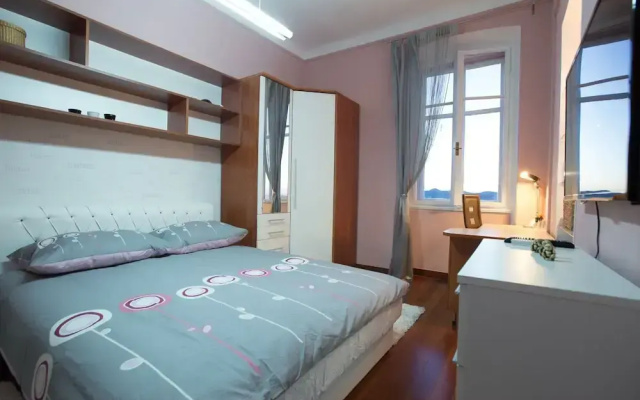 Charming Apartment in Zadar With City Views