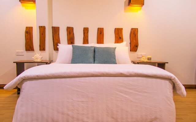 Rasdhoo Dive Lodge