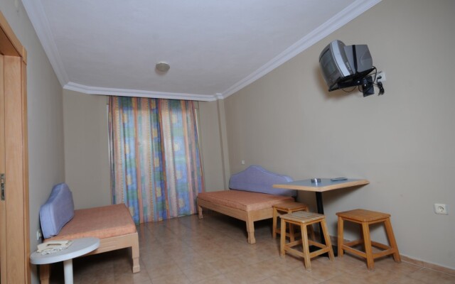 Selen Hotel Icmeler