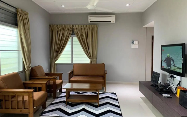 Traditional Villa with Modern Design 3R2B