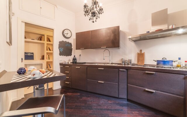 Mazzini Stylish Apartment
