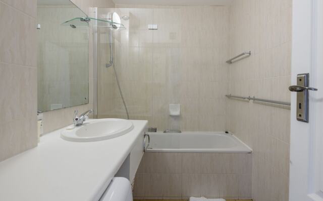 San Lameer Villa Rentals 2536