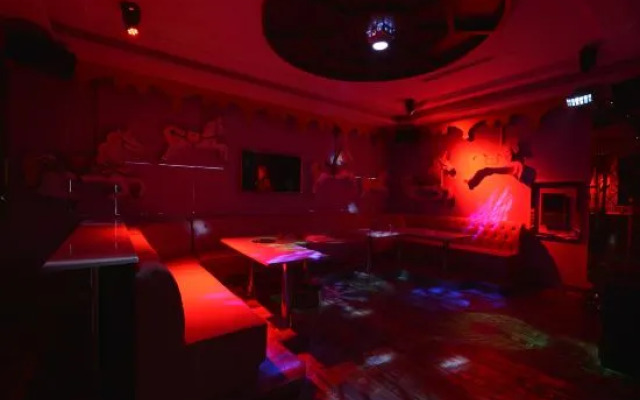 Knight's Hotel Europark Resort