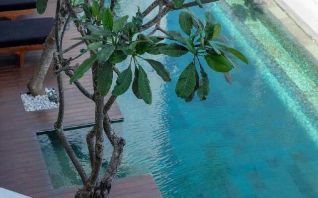 Dip & Doze Boutique Hostel