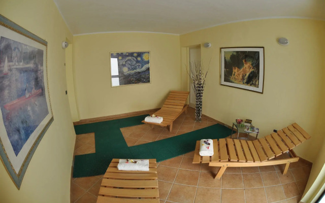 Carpediem Assisi Living Club