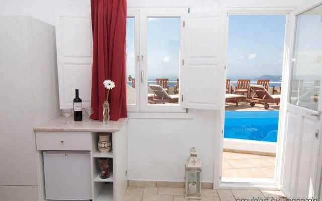 Villa Ilias Caldera Hotel