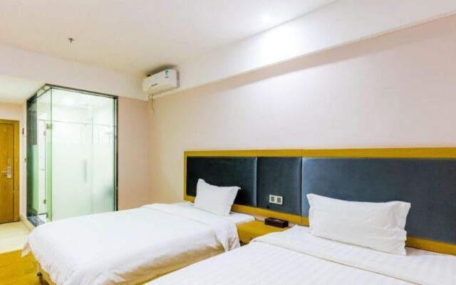 Jinlizhou Hotel (Gongbei Port Light Rail Station)