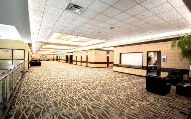 Canad Inns Destination Centre Club Regent Casino Hotel