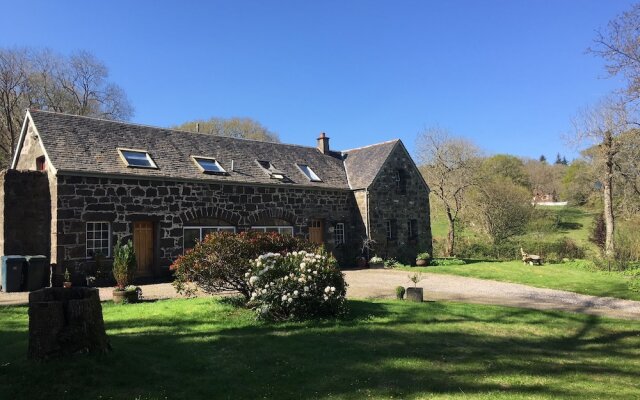 The Coach House B&B and Apartment