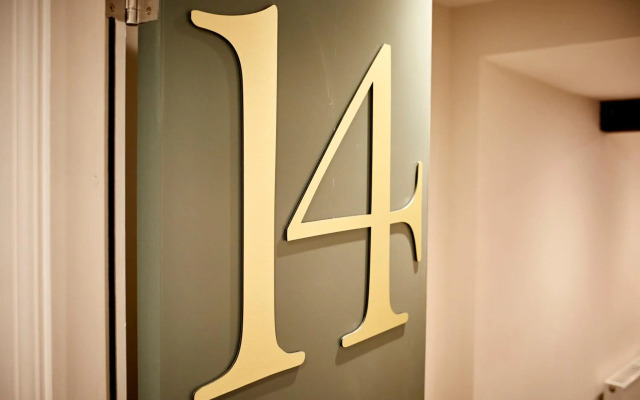 Three Cranes Serviced Apartments