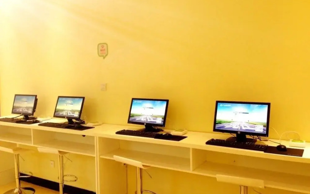 Hi Inn Shenyang Railway Station