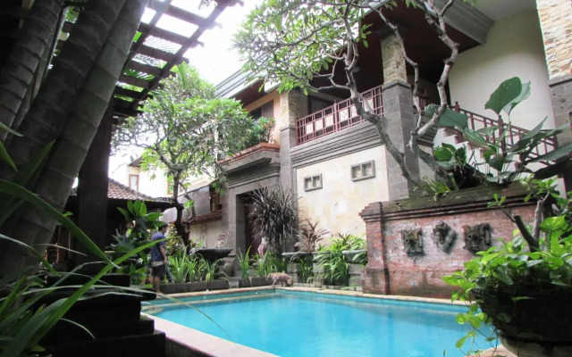Griya Ayu Inn