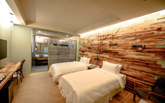 No. 9 Hotel