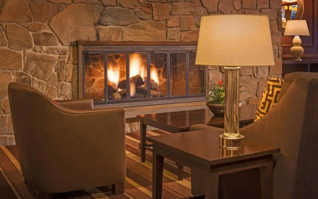 Wyndham Providence Airport