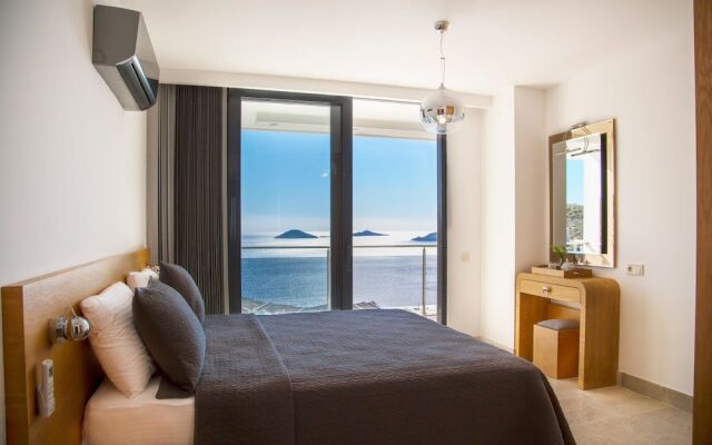 Villa Coast 2