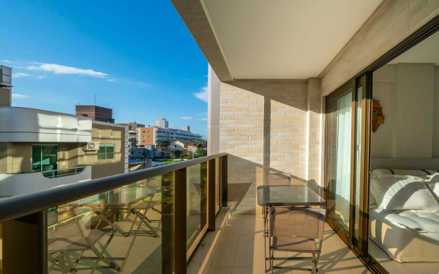 Apartamento com duas suítes no centro de Bombinhas