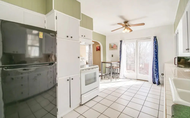 Klamath Falls Home w/ Deck ~ 1 Mi to Downtown