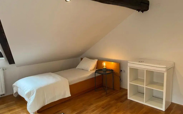 Riverside Villa Avo - Apartment Sara