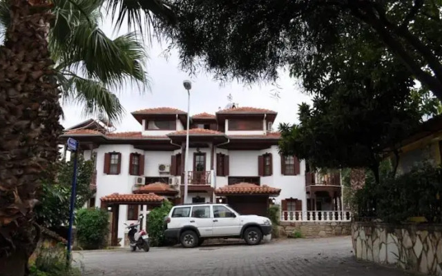 Ugur Apart Hotel