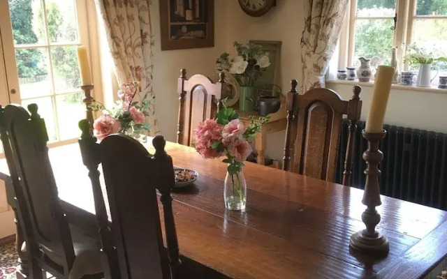Bumble Cottage B&B