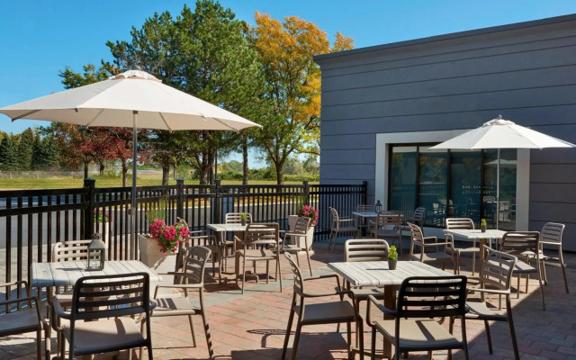 Four Points by Sheraton Hamilton - Stoney Creek