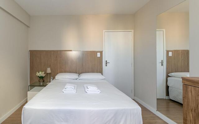 Vista lateral MAR em ótima Localização #CA36