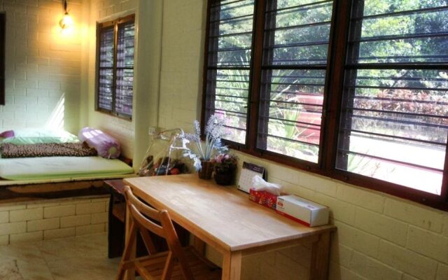 Moon Mountain Sonata Guest House