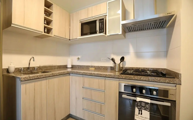 Vistas espectaculares en tranquilo apt