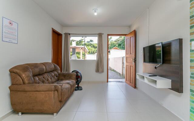 Casa tranquila c/ jacuzzi e churrasqueira SJP168