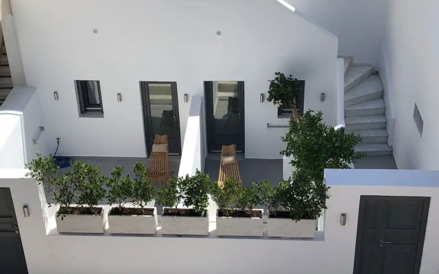 Nostos Apartments