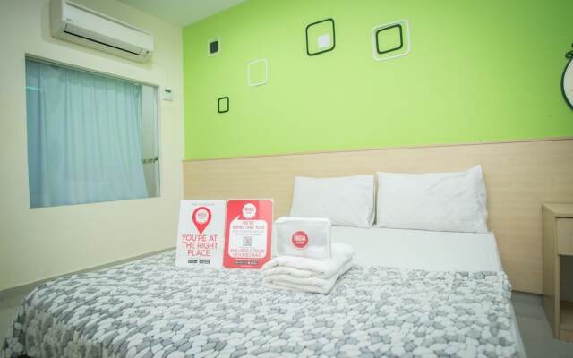 刚巴克黑风洞宝藏尼达酒店 - 黑风洞之星酒店(Nida Rooms Gombak Batu Caves Treasure at Batu Caves Star Hotel)