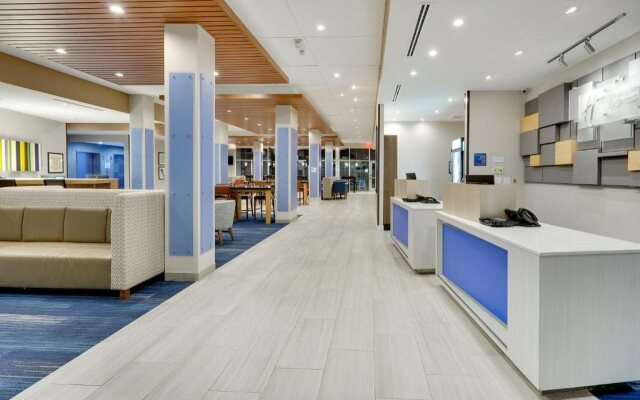 Holiday Inn Express Kermit by IHG