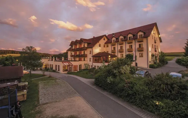 Panorama-Hotel Am See