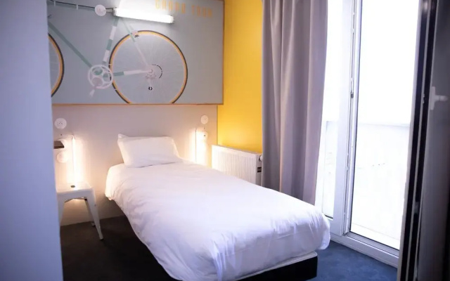 The People Hostel - Tours