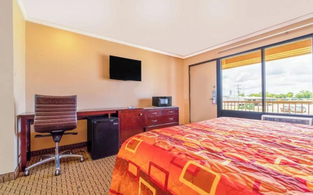 River Valley Motor Inn